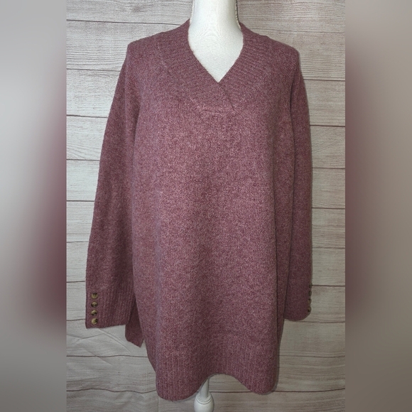 CJ Banks Sweaters - CJ Banks V-neck Sweater Size 2X NWT